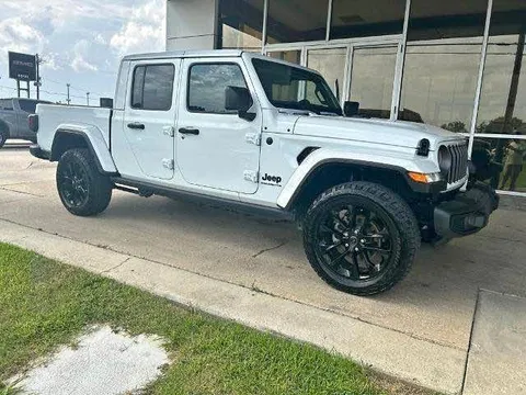 2025 Jeep Gladiator Nighthawk