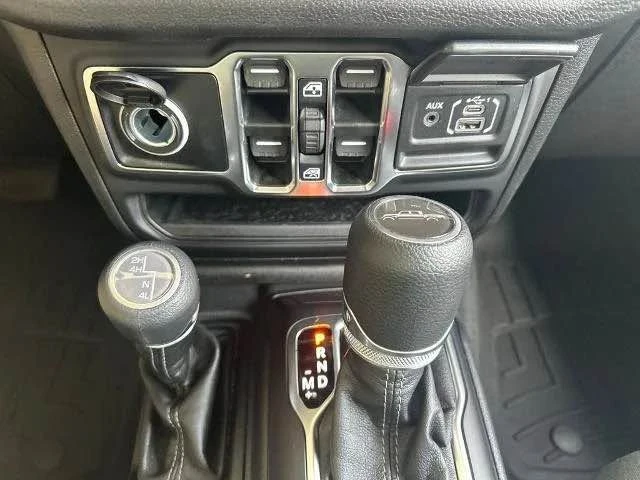 2025 Jeep JT Gladiator - Image 9 of 9