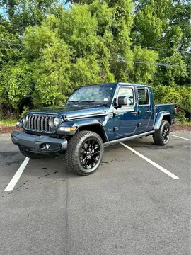 2025 Jeep Gladiator Nighthawk