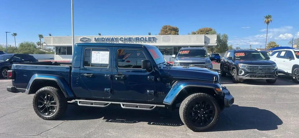 2025 Jeep JT Gladiator - Image 2 of 14