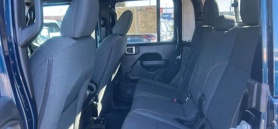 2025 Jeep JT Gladiator - Image 8 of 14