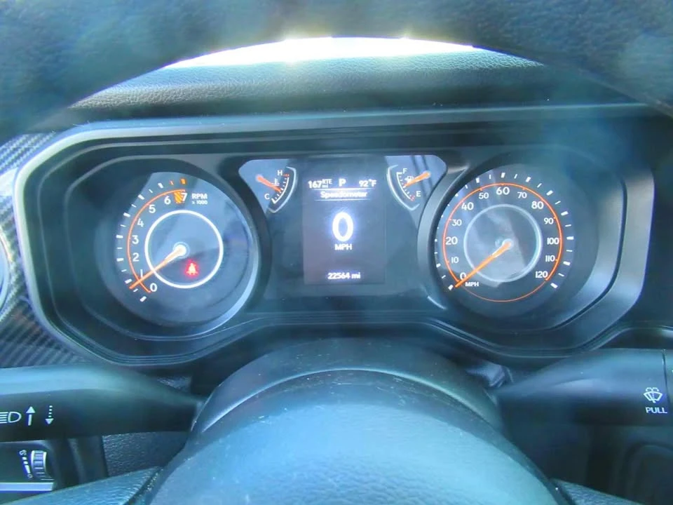 2025 Jeep JT Gladiator - Image 15 of 20