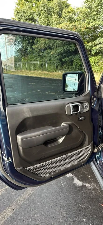 2025 Jeep JT Gladiator - Image 2 of 19