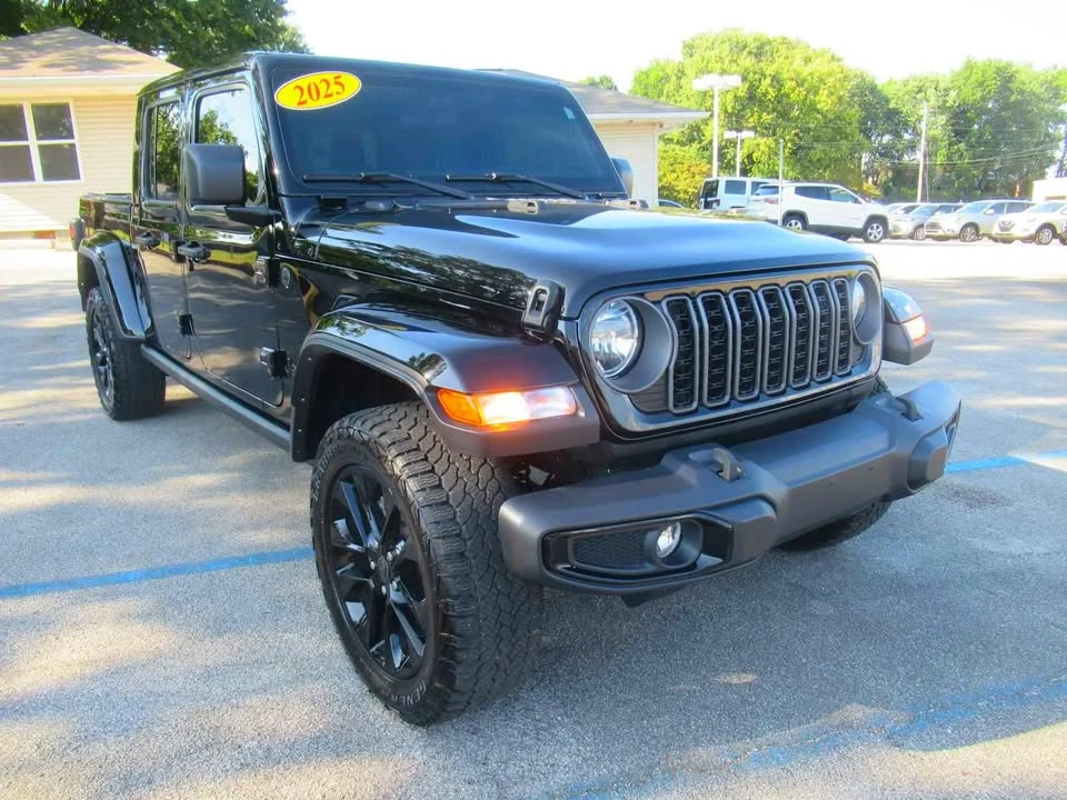 2025 Jeep JT Gladiator - Image 6 of 20