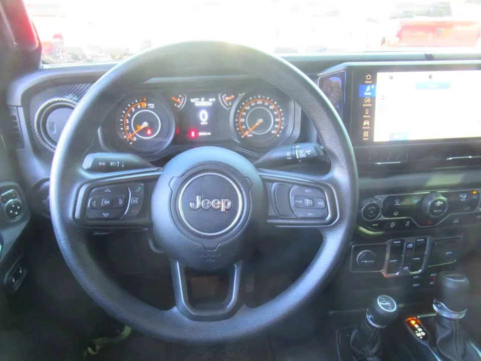 2025 Jeep JT Gladiator - Image 12 of 20