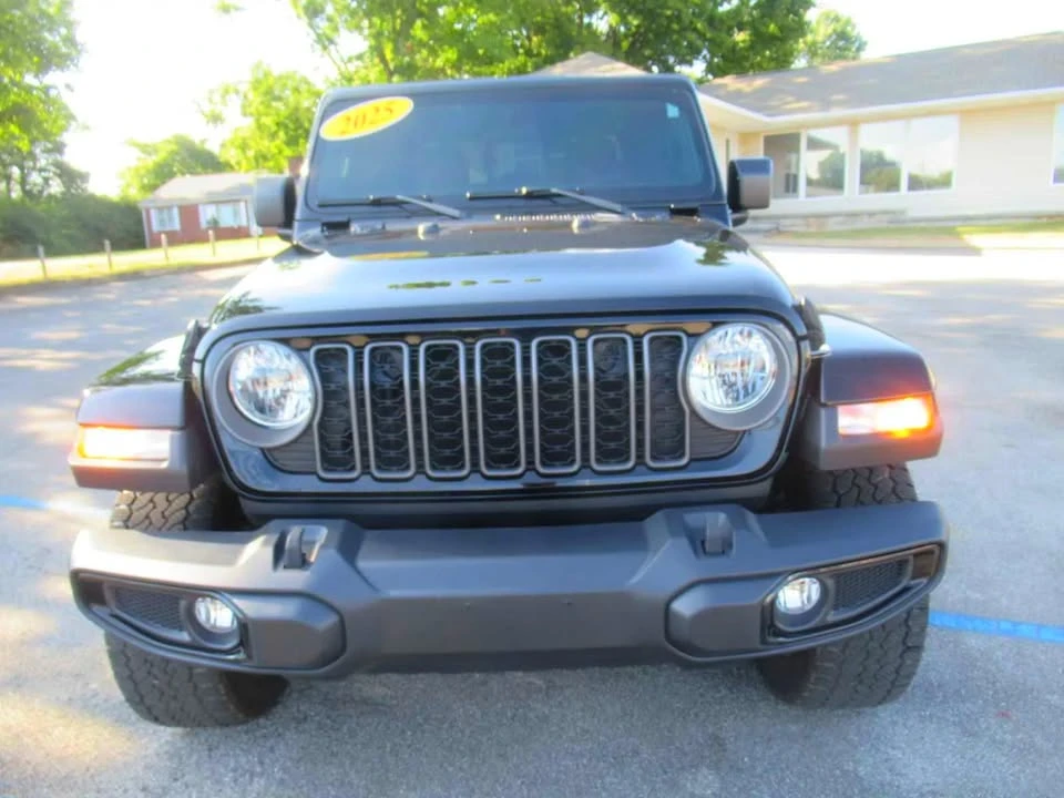2025 Jeep JT Gladiator - Image 7 of 20
