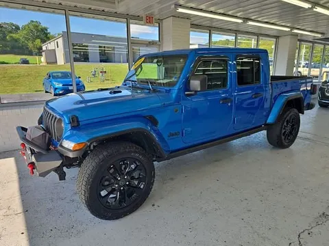 2025 Jeep Gladiator Nighthawk