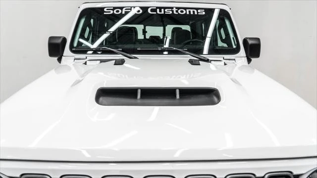 2025 Jeep JT Gladiator - Image 14 of 21