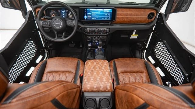2025 Jeep JT Gladiator - Image 2 of 21