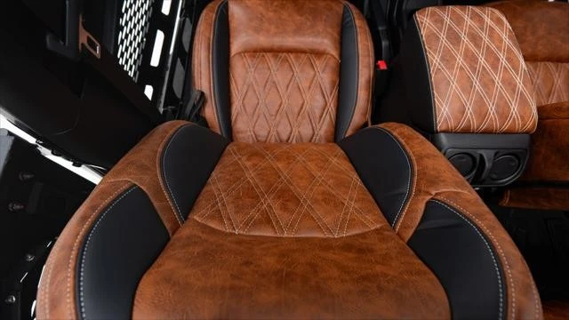 2025 Jeep JT Gladiator - Image 21 of 21