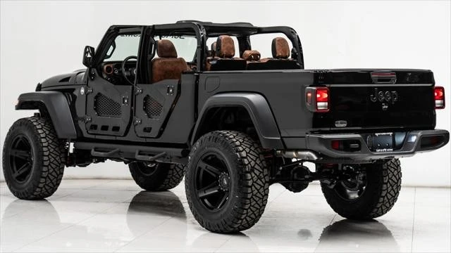 2025 Jeep JT Gladiator - Image 10 of 21