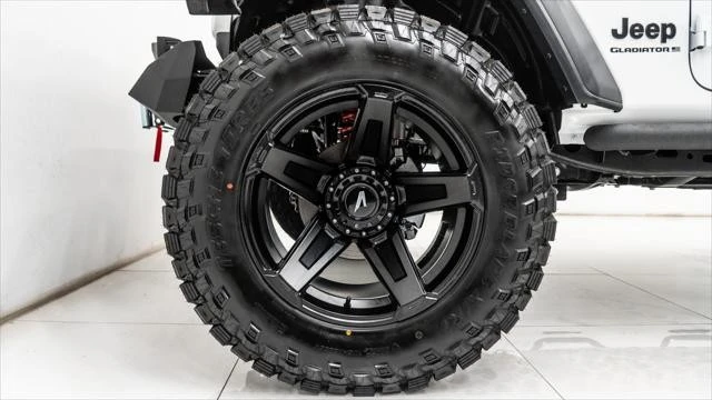 2025 Jeep JT Gladiator - Image 19 of 21