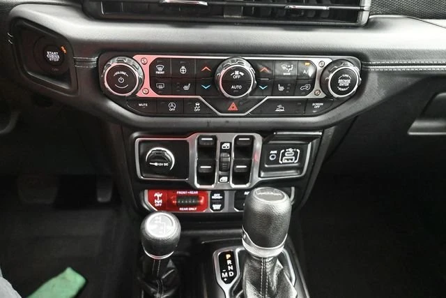 2025 Jeep JT Gladiator - Image 9 of 20
