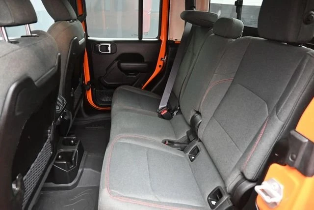 2025 Jeep JT Gladiator - Image 17 of 20