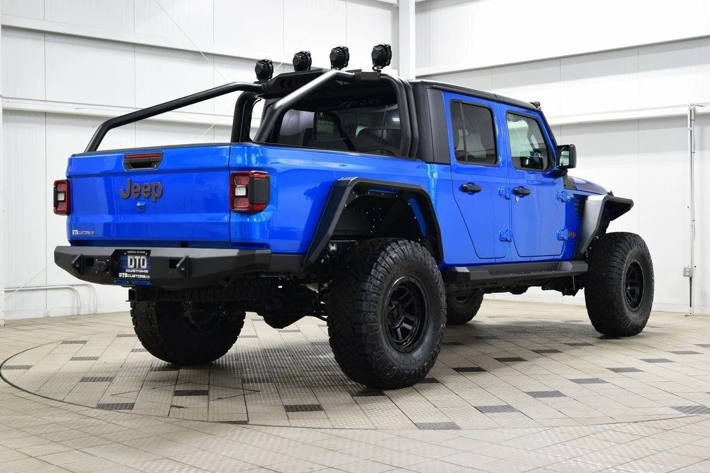 2025 Jeep JT Gladiator - Image 7 of 21