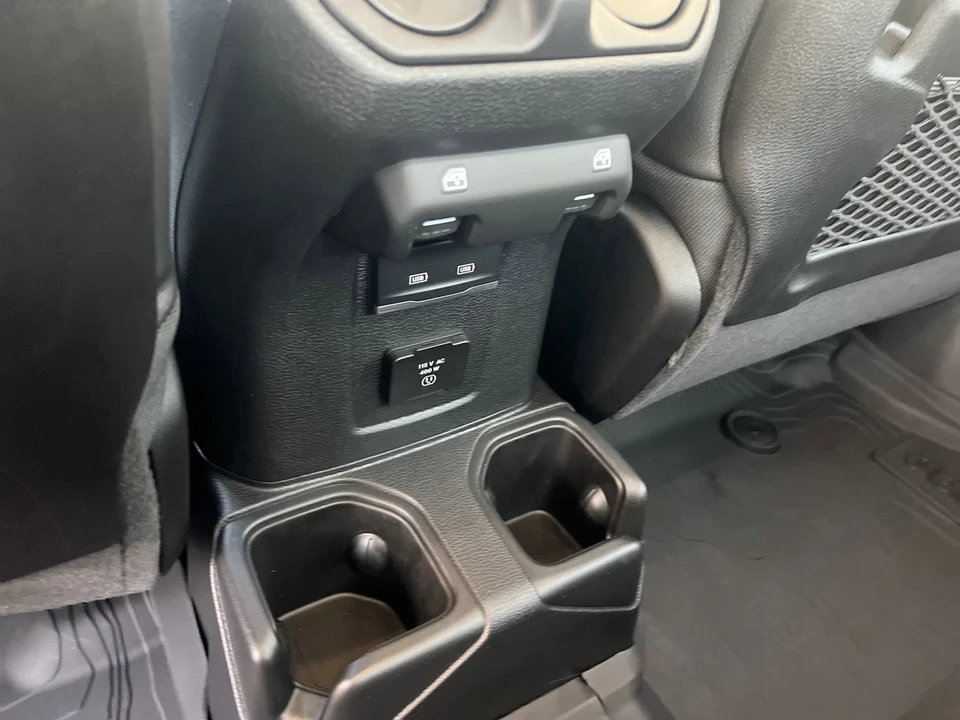 2025 Jeep JT Gladiator - Image 14 of 21
