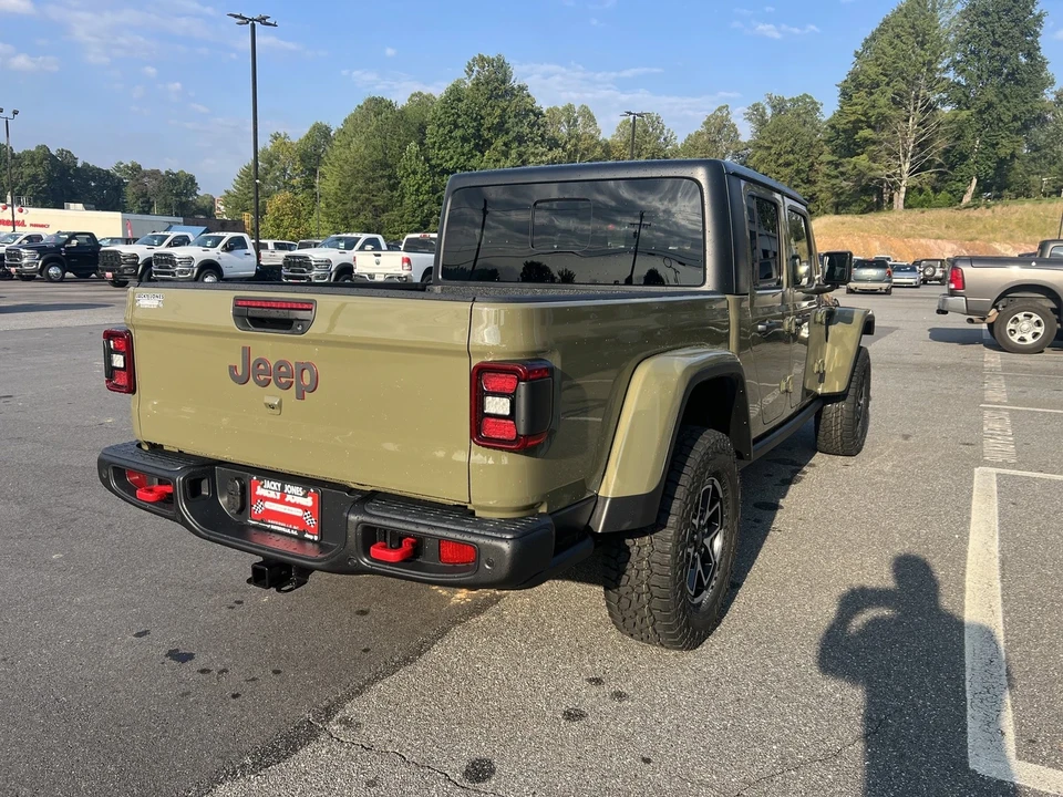2025 Jeep JT Gladiator - Image 3 of 21