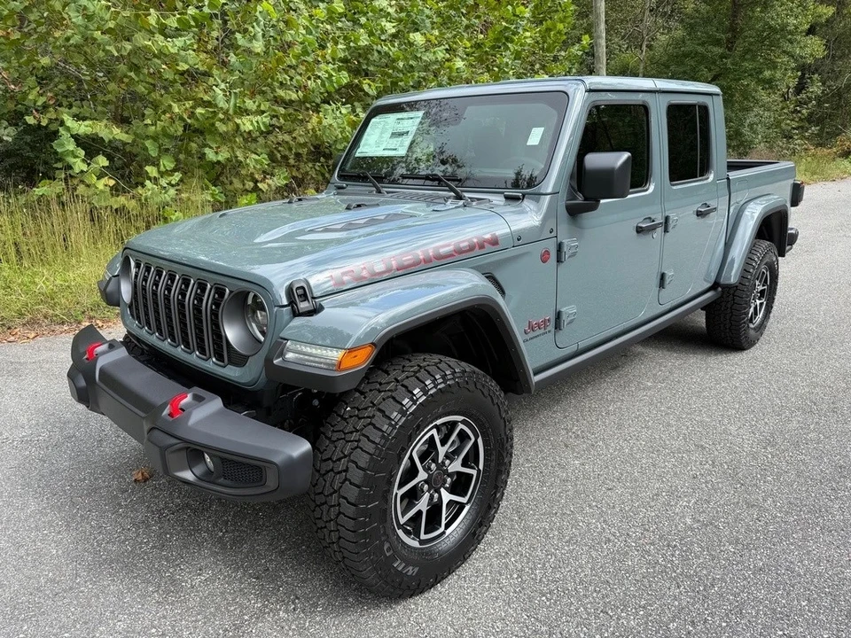 2025 Jeep JT Gladiator - Image 3 of 12
