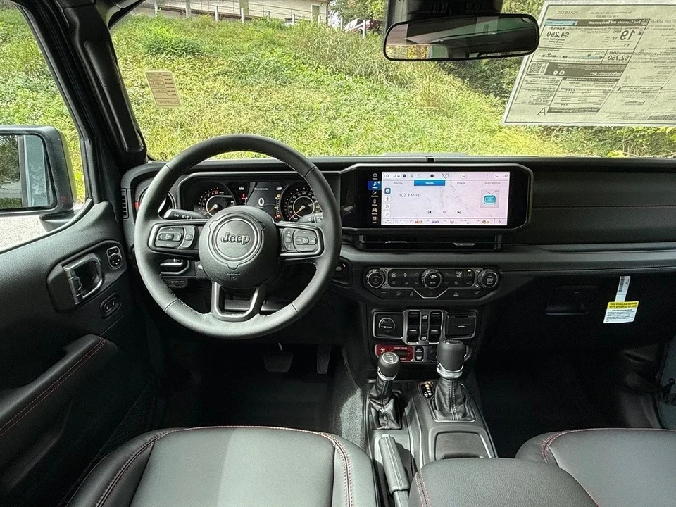 2025 Jeep JT Gladiator - Image 12 of 12