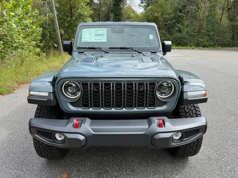 2025 Jeep JT Gladiator - Image 4 of 12