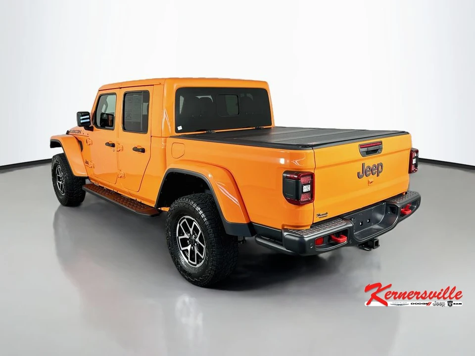 2025 Jeep JT Gladiator - Image 5 of 24