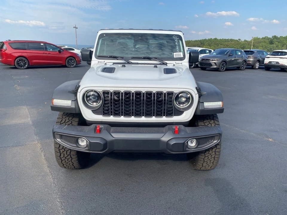 2025 Jeep JT Gladiator - Image 2 of 12