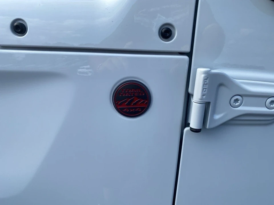 2025 Jeep JT Gladiator - Image 11 of 12