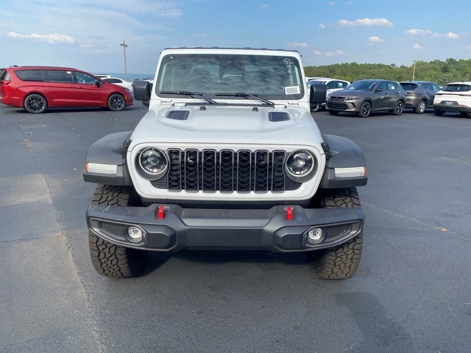 2025 Jeep JT Gladiator - Image 2 of 12
