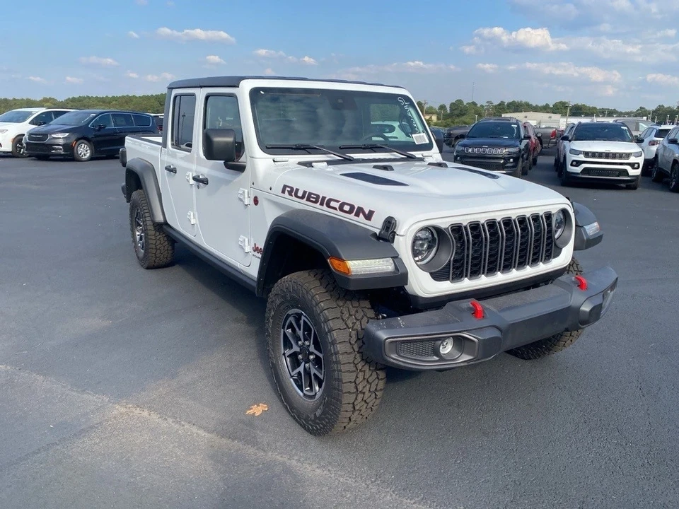 2025 Jeep JT Gladiator - Image 3 of 12