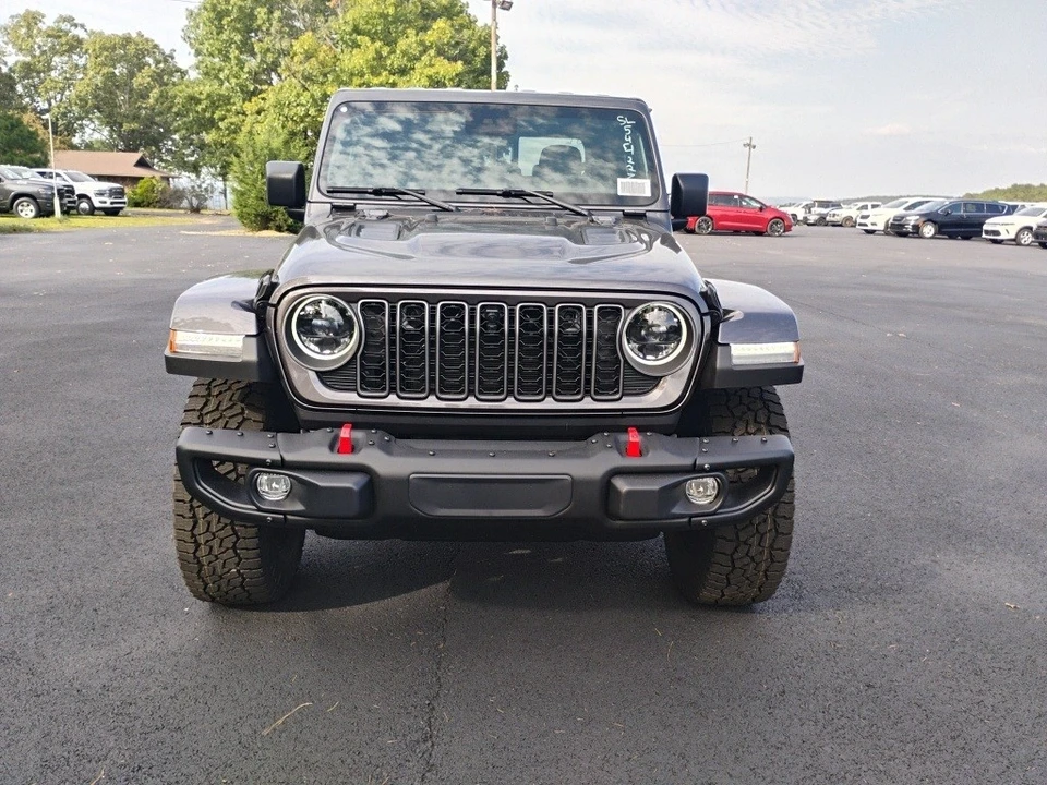 2025 Jeep JT Gladiator - Image 2 of 12