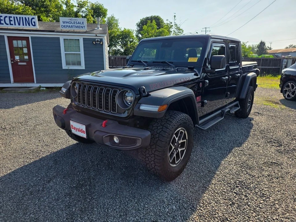 2025 Jeep JT Gladiator - Image 3 of 31
