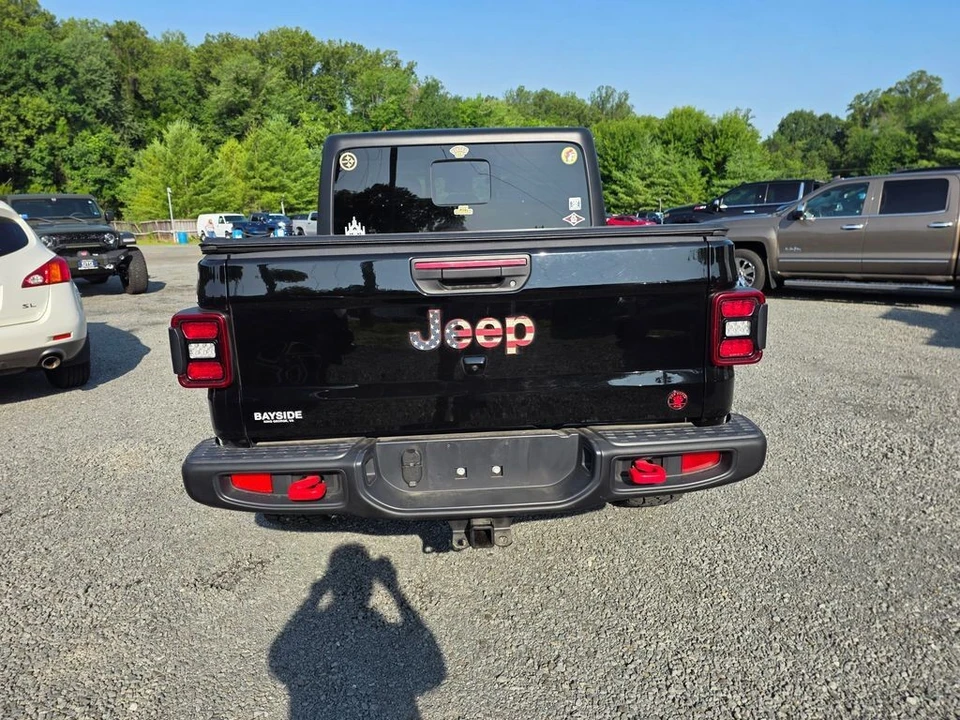 2025 Jeep JT Gladiator - Image 7 of 31