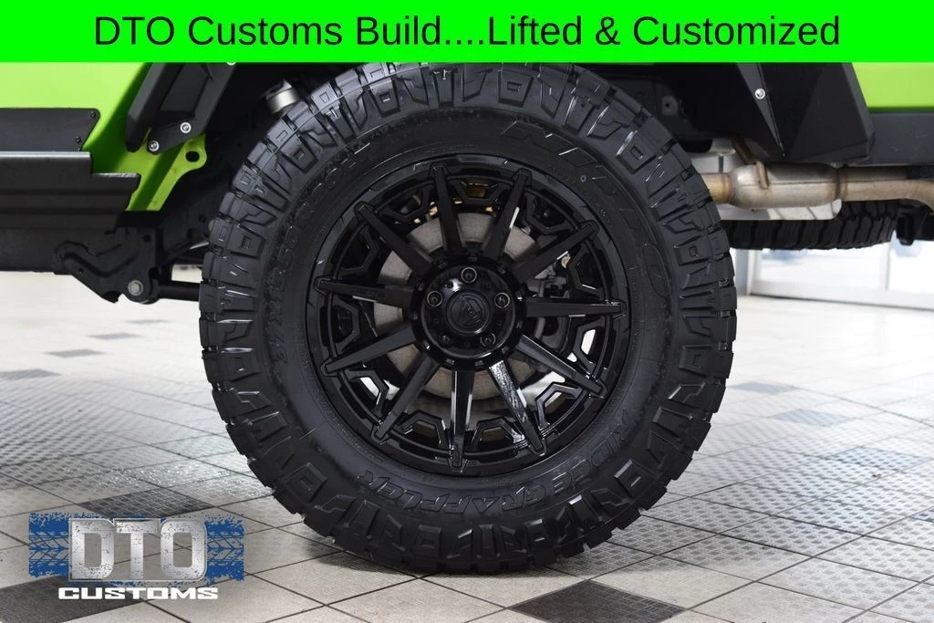 2025 Jeep JT Gladiator - Image 29 of 31