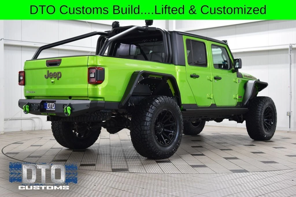 2025 Jeep JT Gladiator - Image 7 of 31
