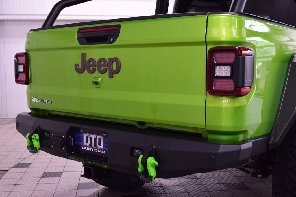 2025 Jeep JT Gladiator - Image 22 of 31