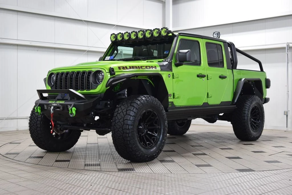 2025 Jeep JT Gladiator - Image 3 of 31