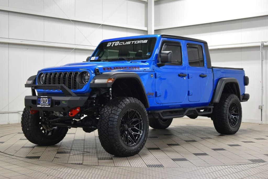 2025 Jeep JT Gladiator - Image 3 of 31