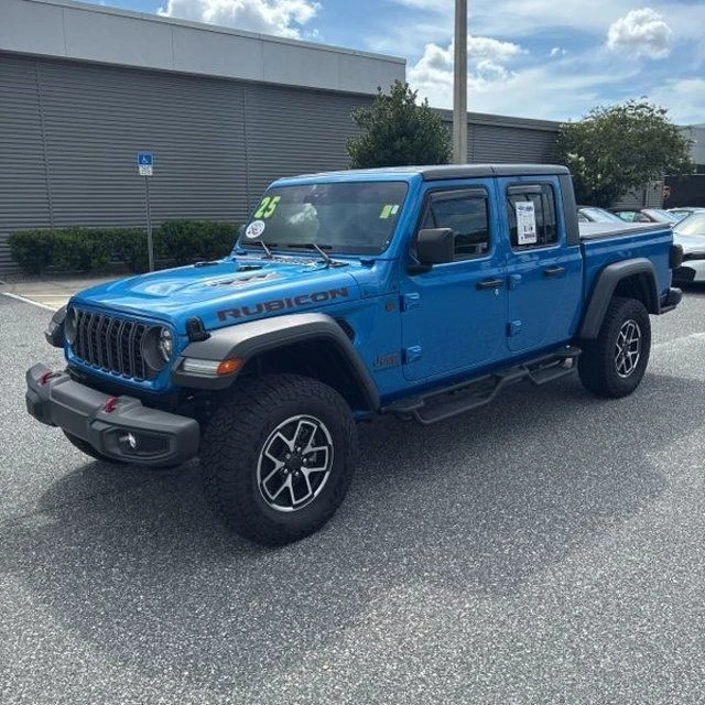 2025 Jeep JT Gladiator - Image 4 of 28