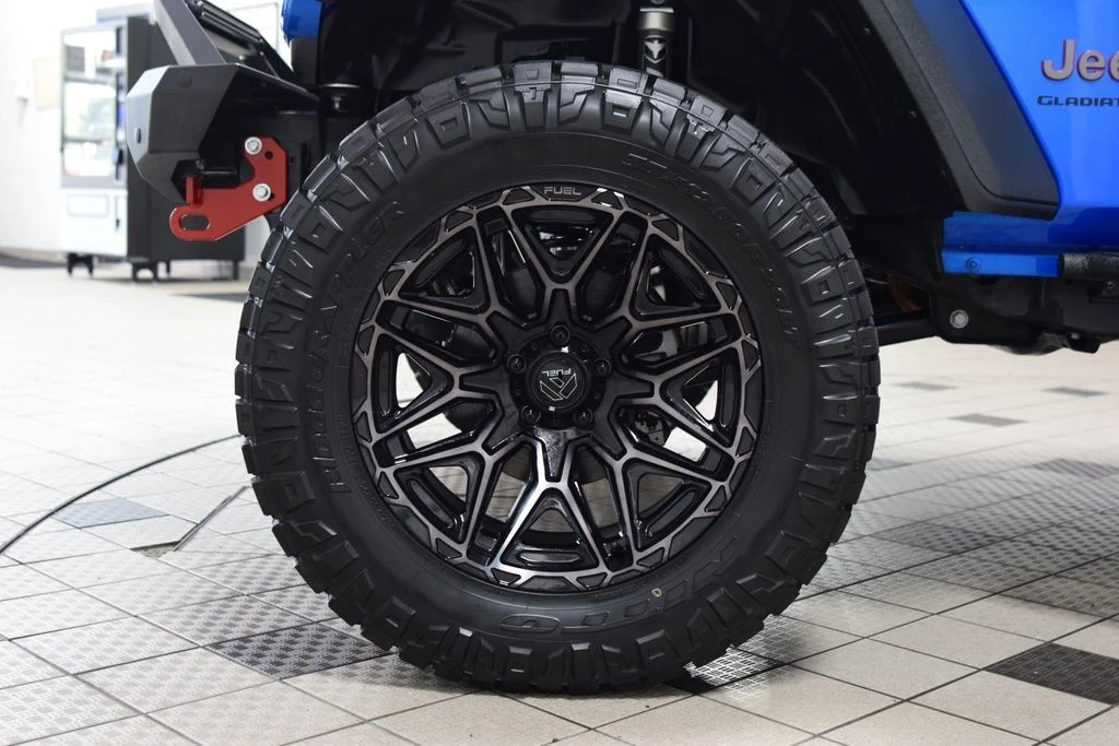 2025 Jeep JT Gladiator - Image 30 of 31