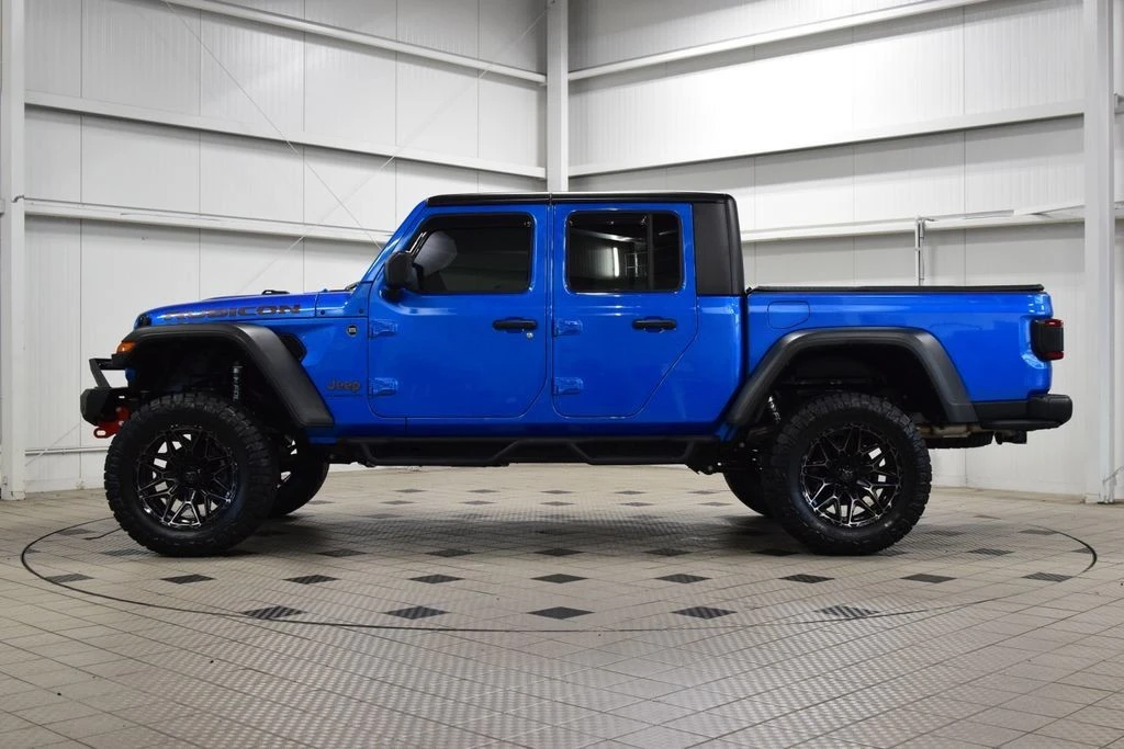 2025 Jeep JT Gladiator - Image 4 of 31