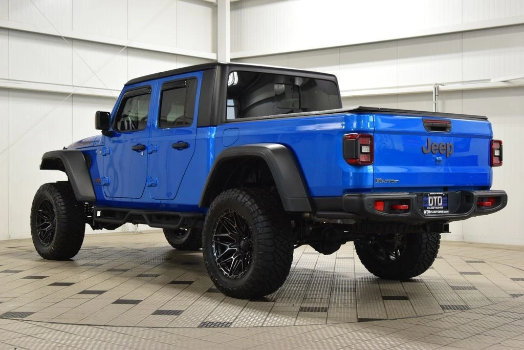 2025 Jeep JT Gladiator - Image 6 of 31