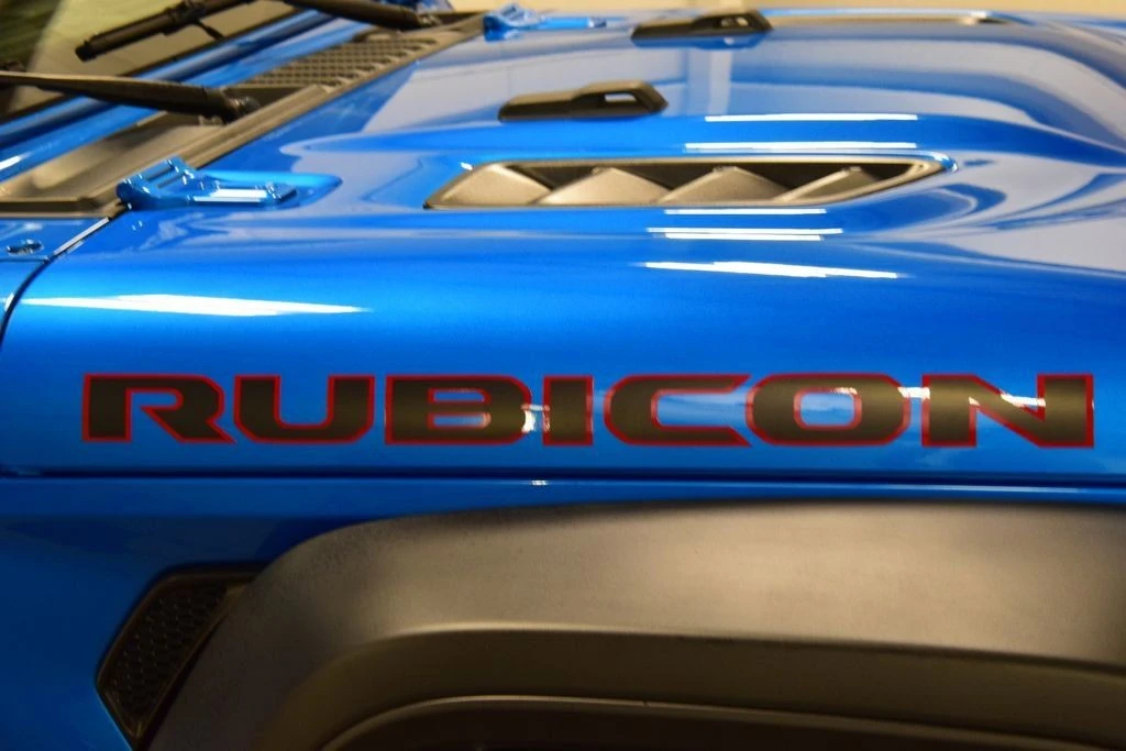 2025 Jeep JT Gladiator - Image 17 of 31
