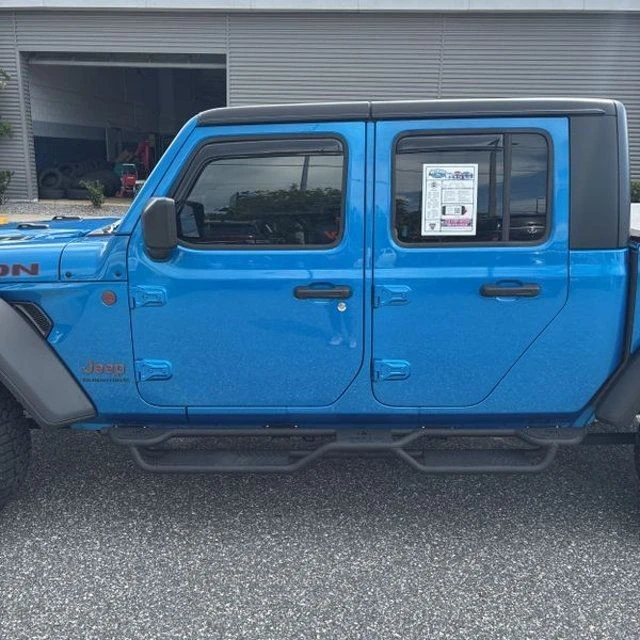 2025 Jeep JT Gladiator - Image 7 of 28