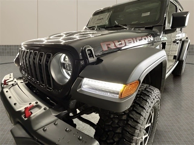 2025 Jeep JT Gladiator - Image 10 of 21