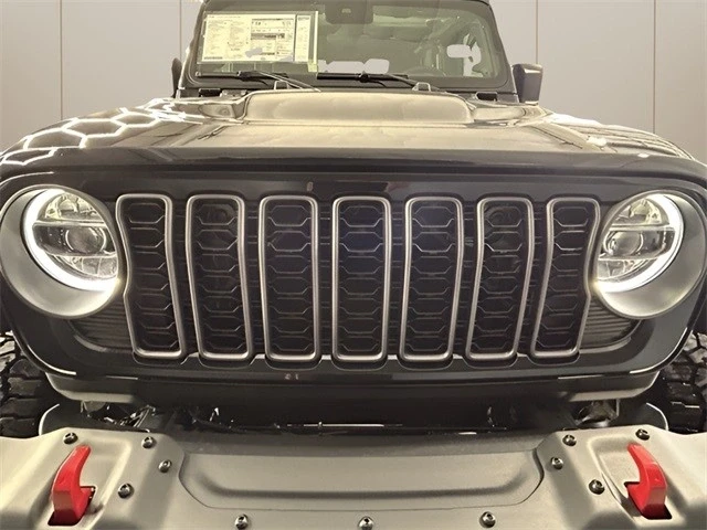 2025 Jeep JT Gladiator - Image 9 of 21