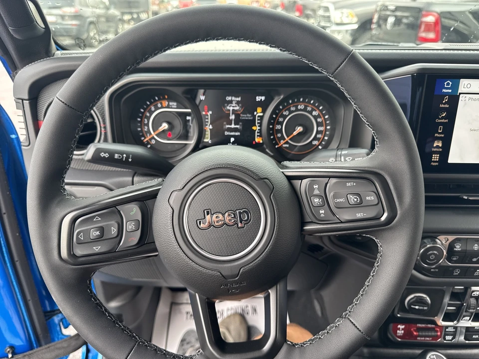 2025 Jeep JT Gladiator - Image 21 of 21