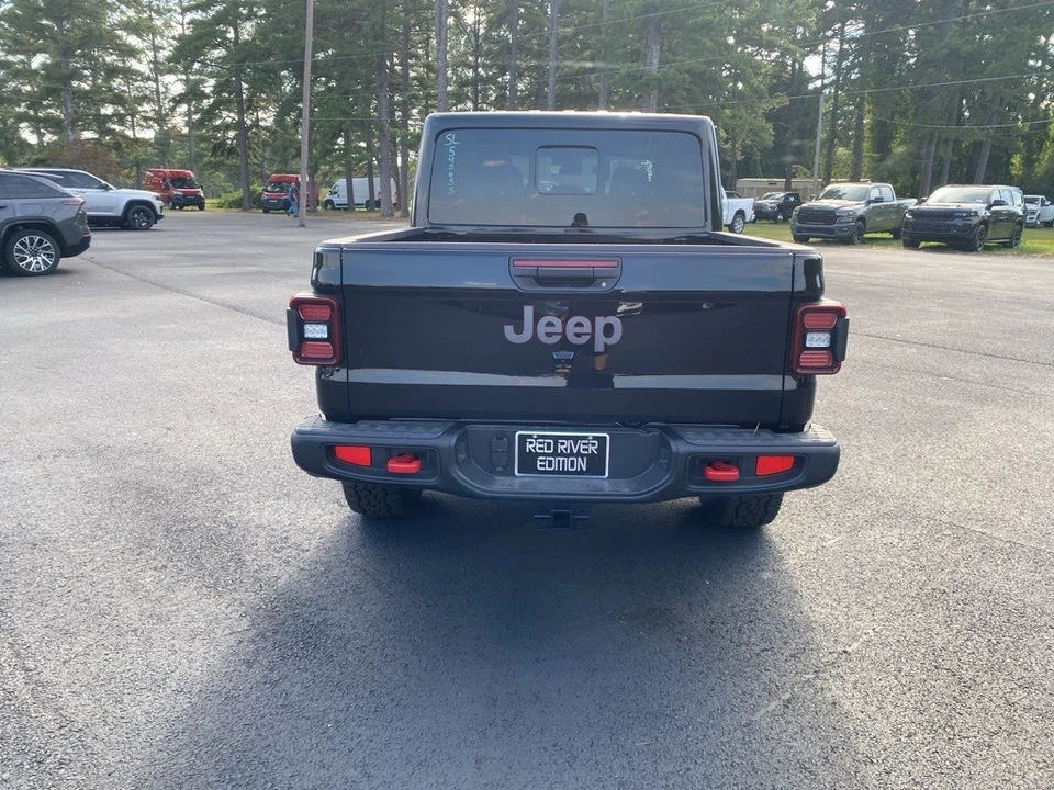 2025 Jeep JT Gladiator - Image 6 of 12