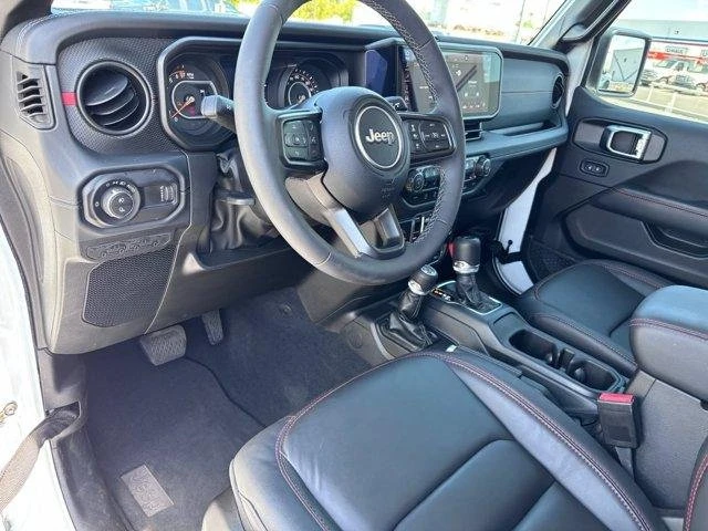 2025 Jeep JT Gladiator - Image 6 of 10