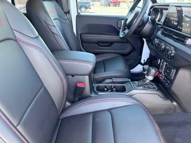 2025 Jeep JT Gladiator - Image 10 of 10