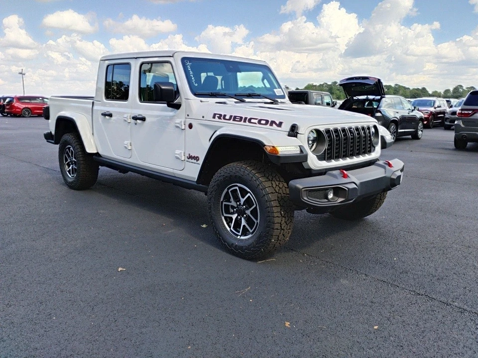 2025 Jeep JT Gladiator - Image 3 of 12